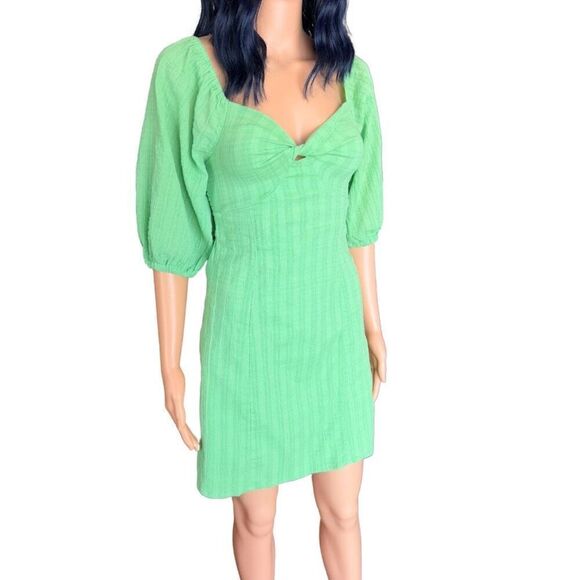 NWT Billabong Green Sol Puff Sleeve Boho Cut Out Mini Dress Size Medium - Picture 3 of 9